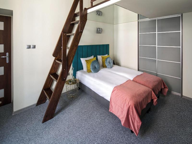 The Royal Path Aparthotel image