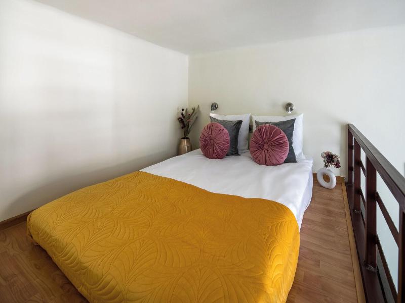 The Royal Path Aparthotel image