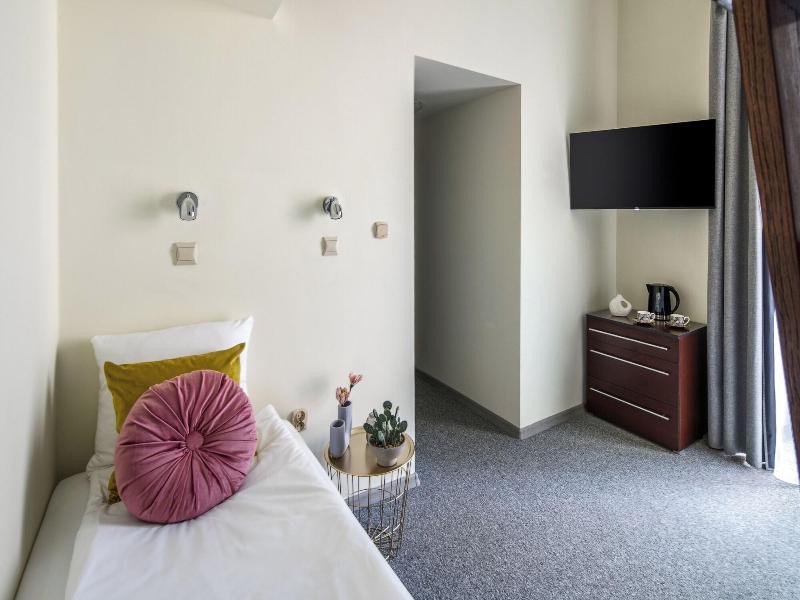The Royal Path Aparthotel image
