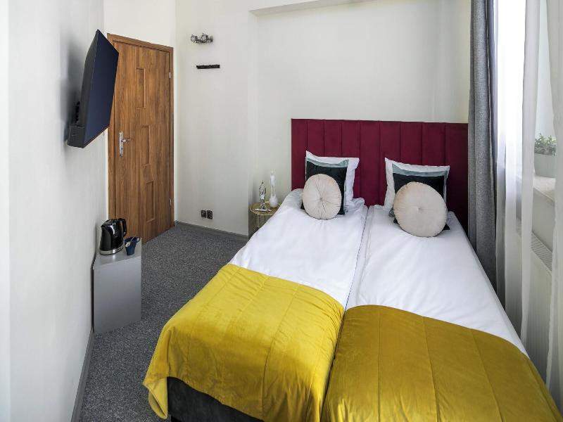 The Royal Path Aparthotel image