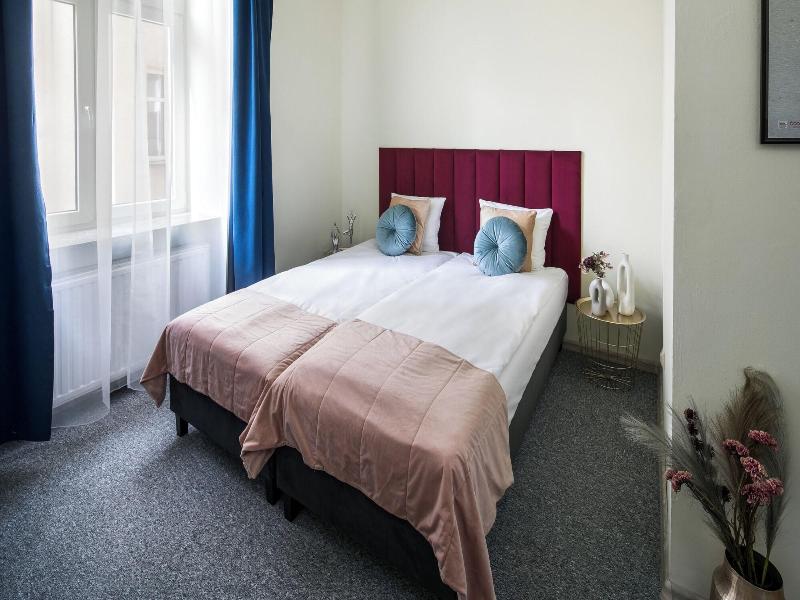 The Royal Path Aparthotel image