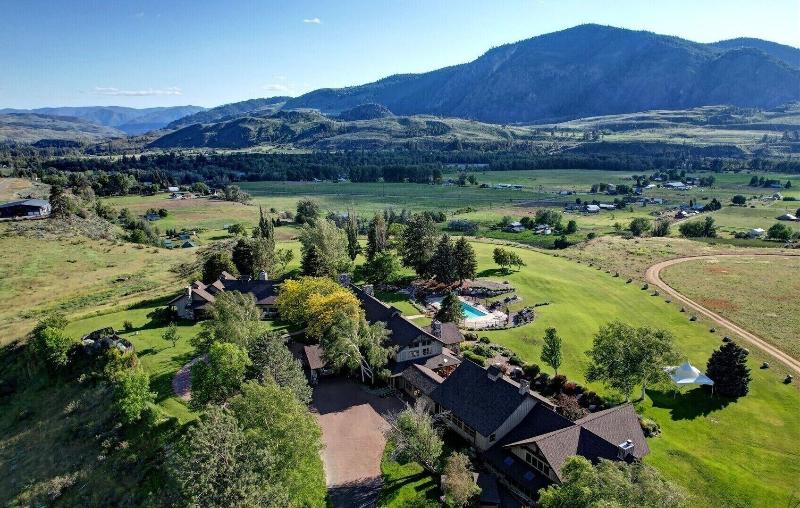 Casia Lodge And Ranch