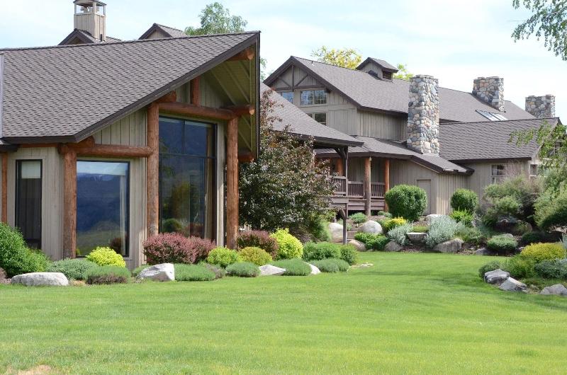 Casia Lodge And Ranch