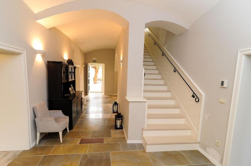 Vila Castanea image