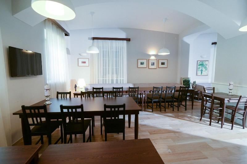 Vila Castanea image