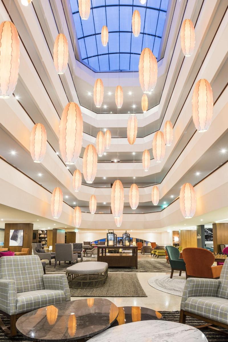 Cosmos 100 Executive image