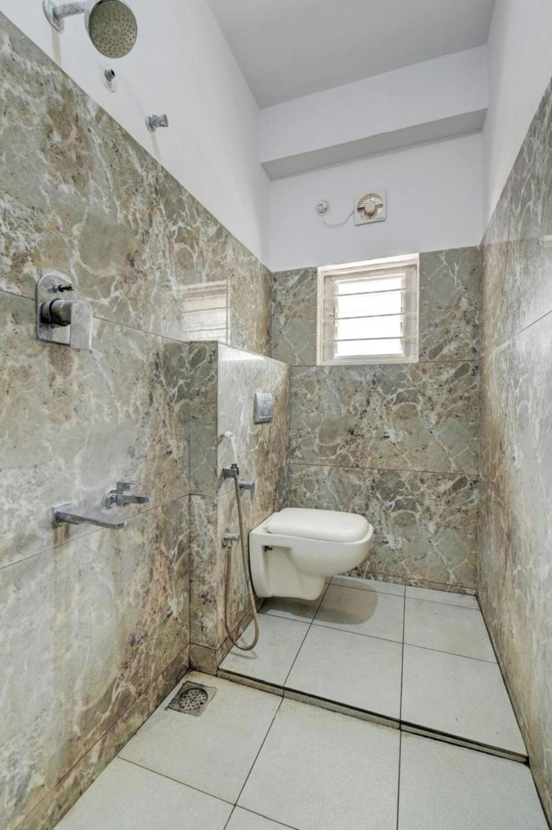 Hotel Sla Inn - Mysore image