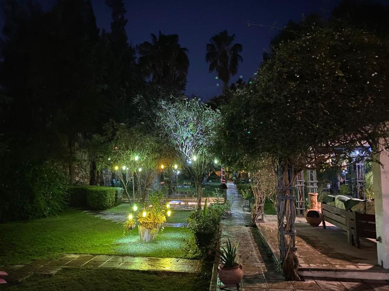Magnolias Jardin & Boutique Suites