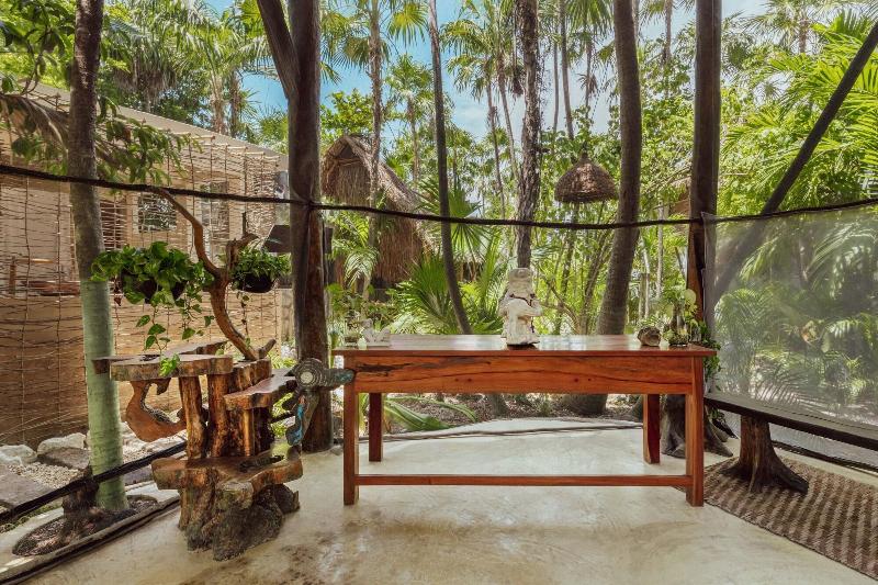 Yaxchen Tulum Cabaã±as & Cenote image