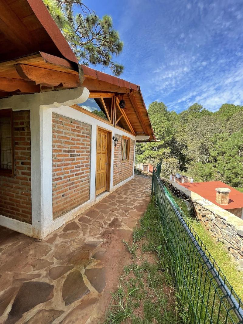Cabaã±as Los Pirineos