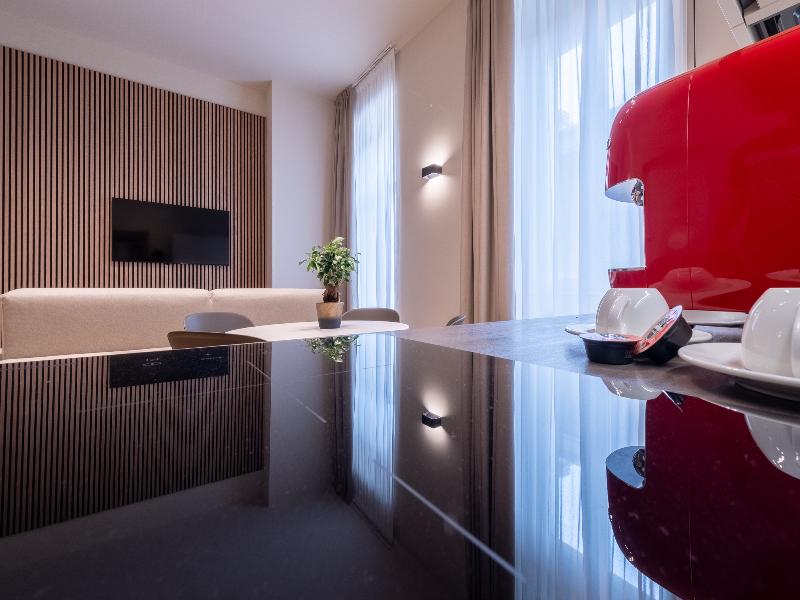 Oriana Homèl Milano image