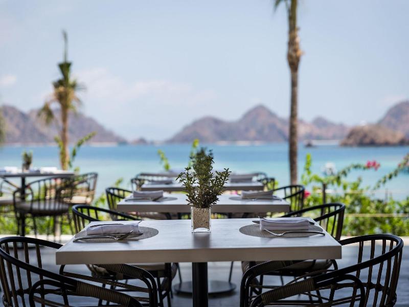 Ayana Komodo Waecicu Beach