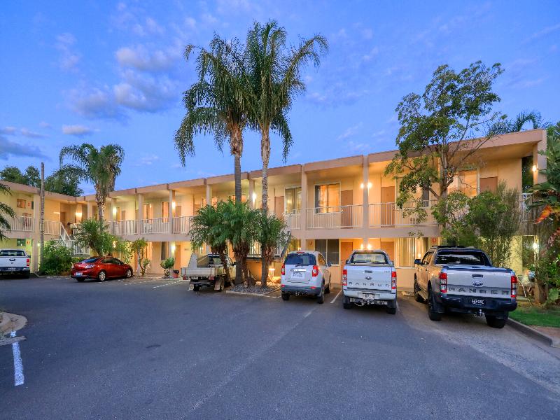 Swan Hill Resort