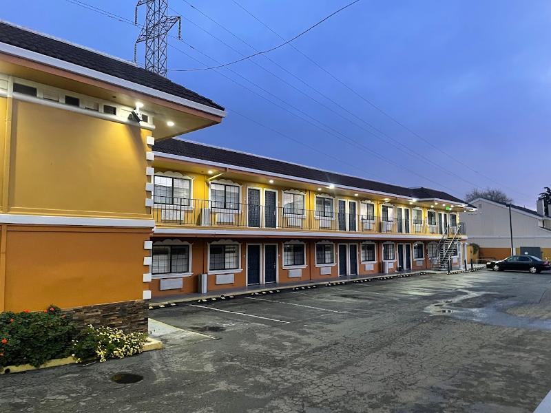Bay Area Inn & Suites - Hayward image