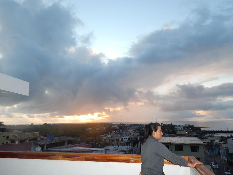 Hotel Los Algarrobos image