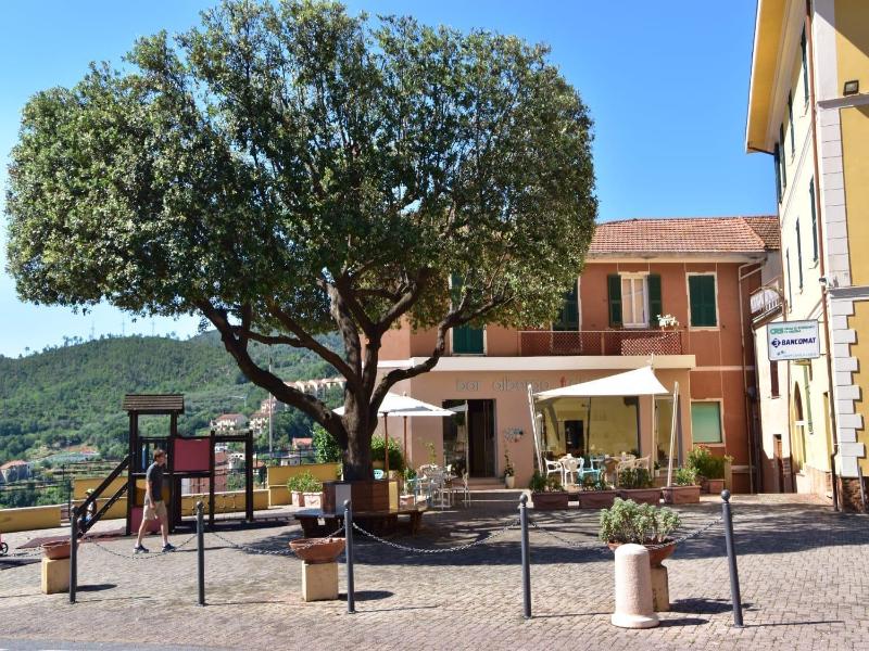 Albergo Franzone image
