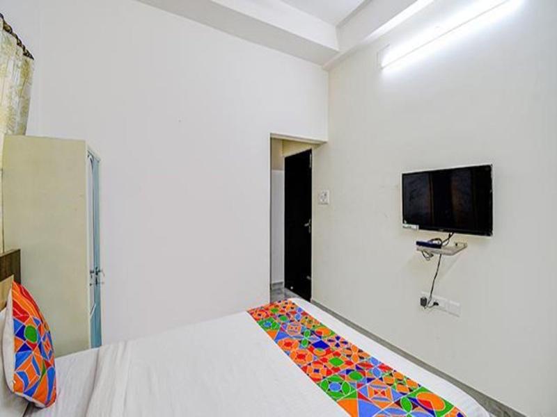 Fabexpress Moon Residency image