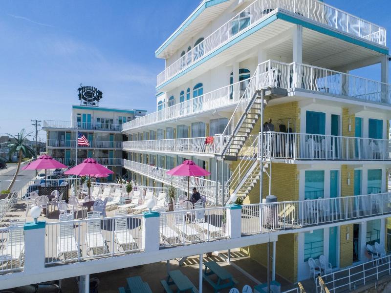 Paradise Oceanfront Resort image