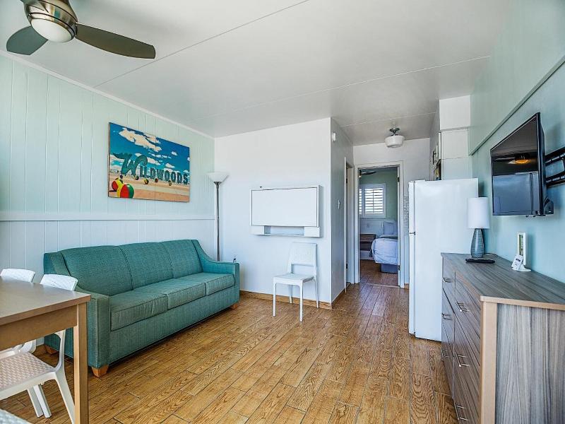 Paradise Oceanfront Resort image