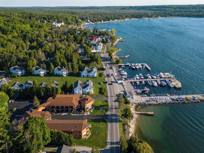 Pine Grove Resort — general view