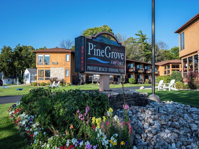 Pine Grove Resort