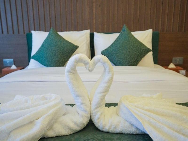 Green View Hotel image