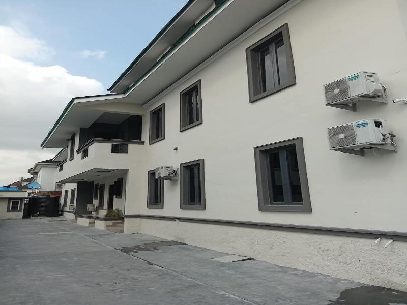 Deliz Homes And Hotel image