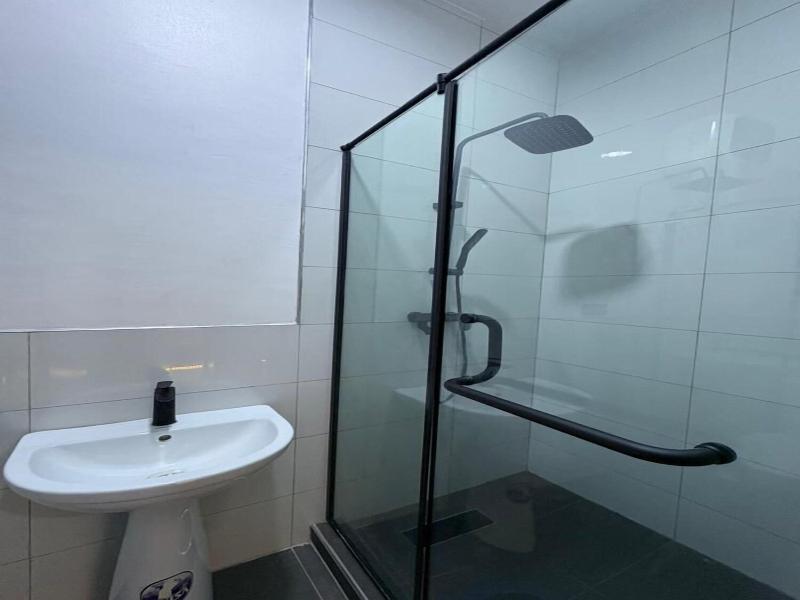 Deliz Homes And Hotel image