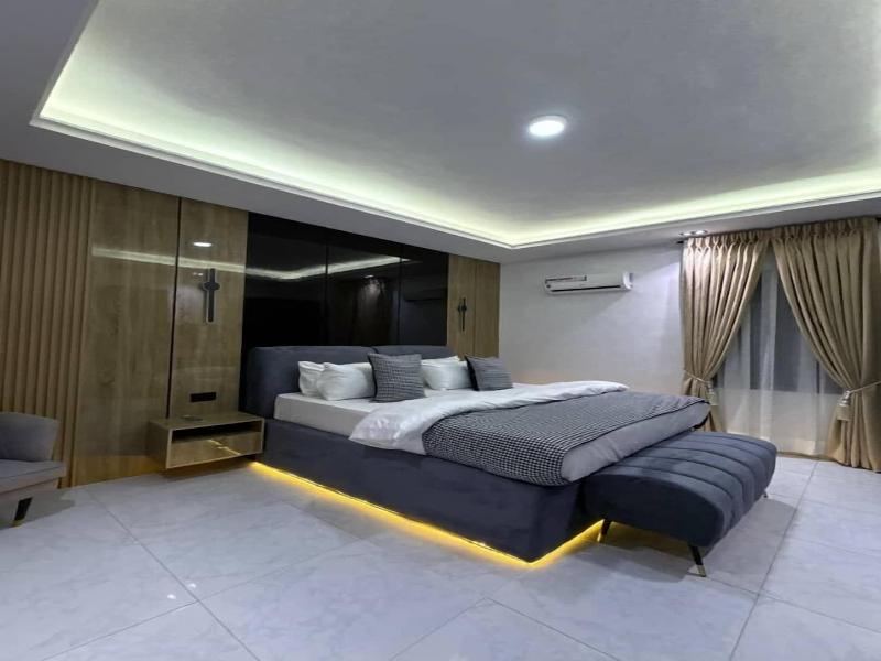 Deliz Homes And Hotel image