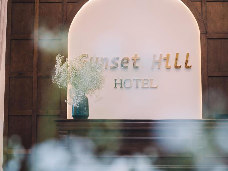 Sunset Hill Hotel image