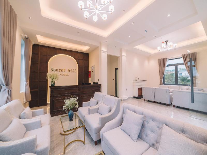 Sunset Hill Hotel image