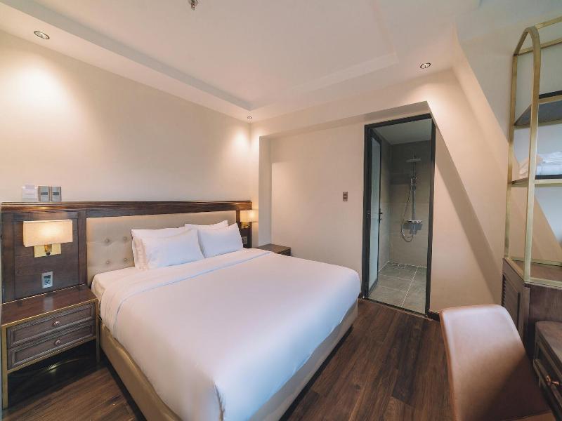 Sunset Hill Hotel image
