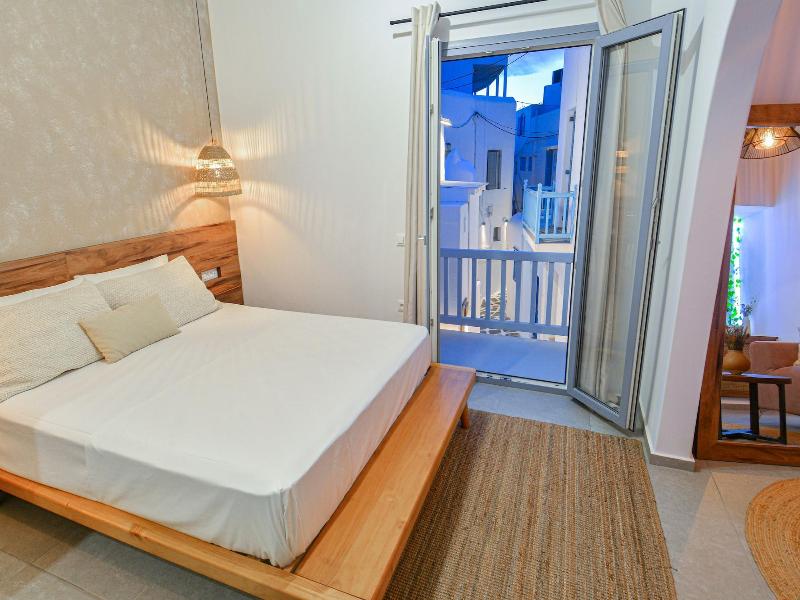 Oikia Suites Mykonos gallery photo 10
