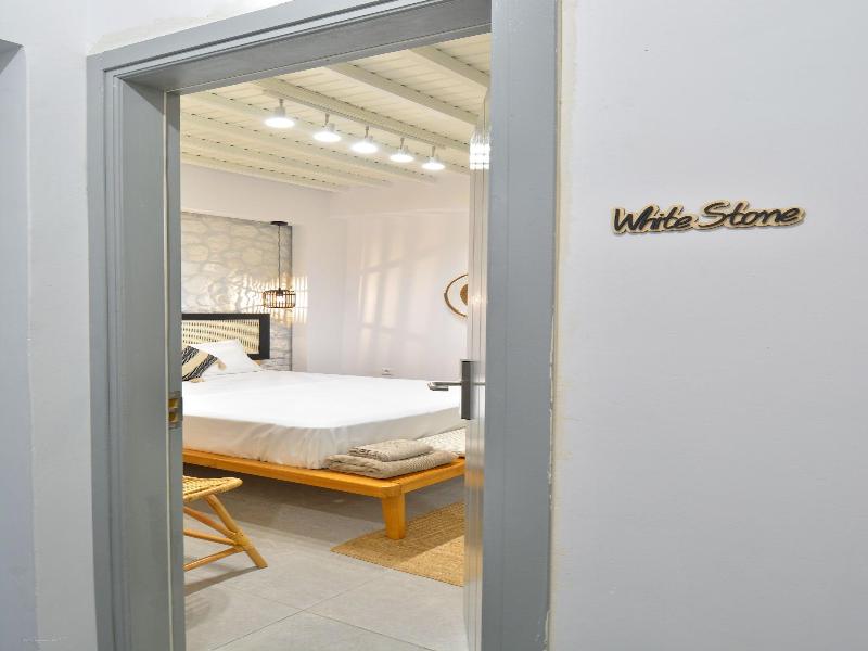 Oikia Suites Mykonos gallery photo 28