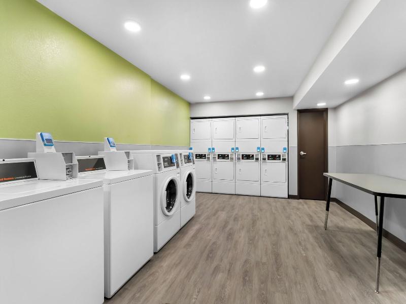 Woodspring Suites Palmdale - Lancaster