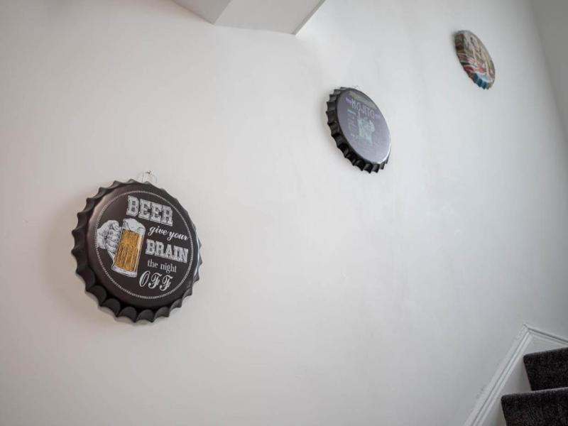 Dusties Hotel image