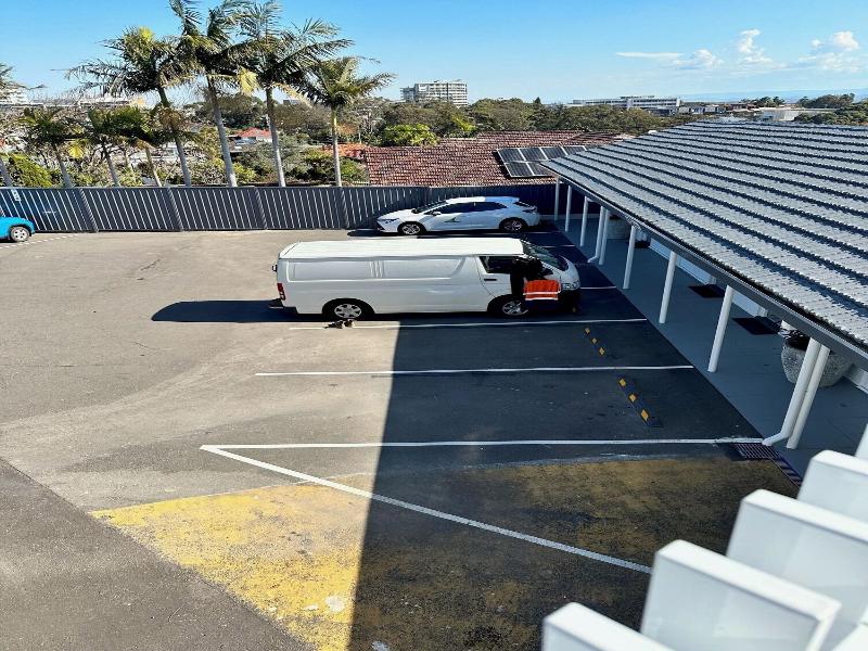 Surf Beach Motel Newcastle image