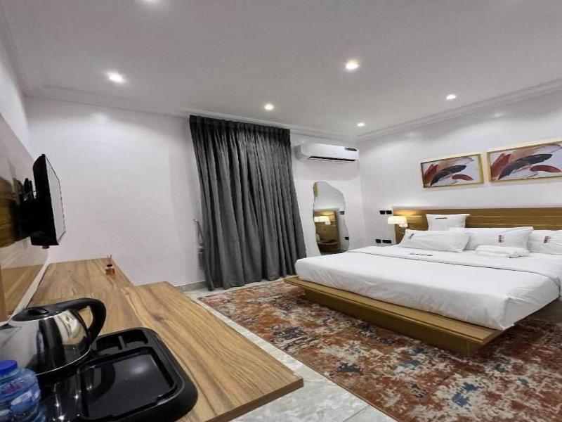 Bricks Residence Boutique Hotel & Towers image