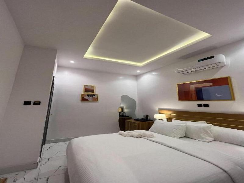 Bricks Residence Boutique Hotel & Towers image