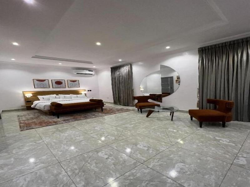 Bricks Residence Boutique Hotel & Towers image