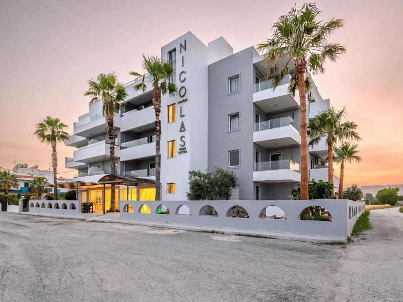 Nicolas Grand Suites - Adults Only image