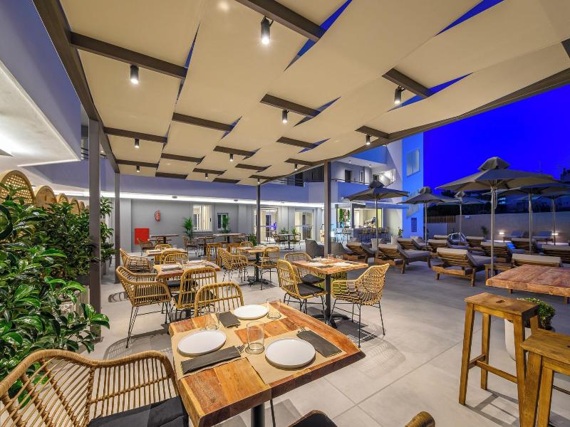 Nicolas Grand Suites - Adults Only image