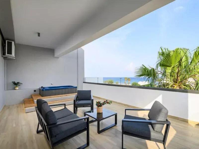 Nicolas Grand Suites - Adults Only image