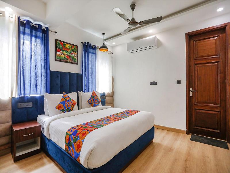 Fabhotel Rs Golden image