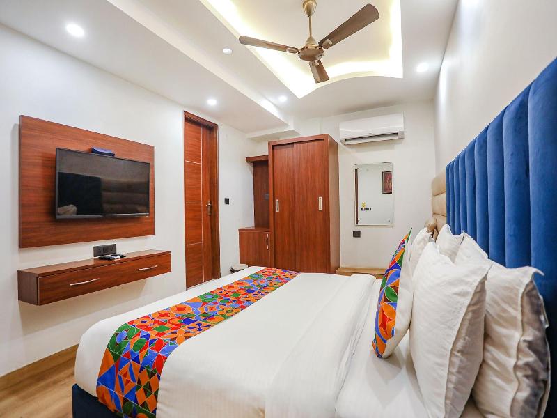 Fabhotel Rs Golden image