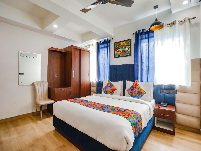 Fabhotel Rs Golden image