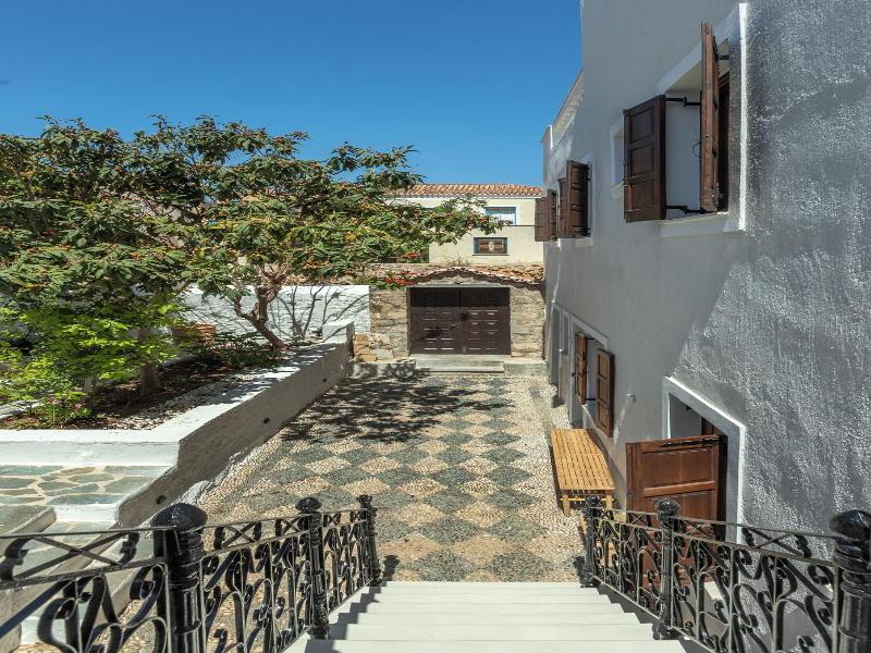 Teresa Spetses image