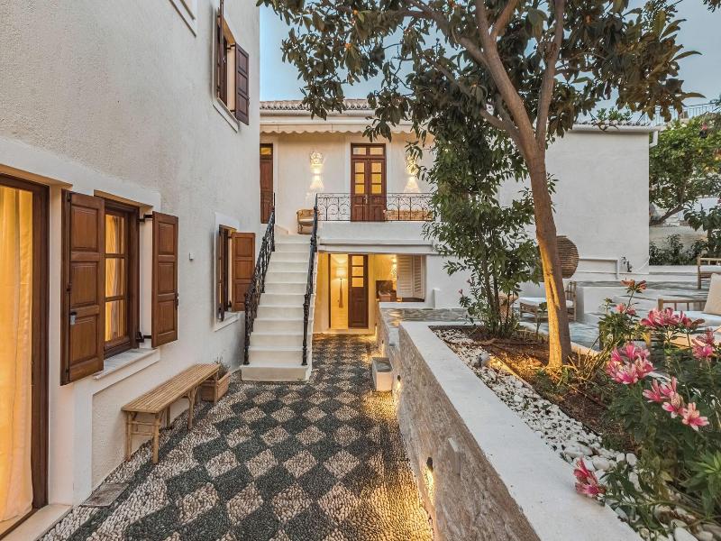 Teresa Spetses image