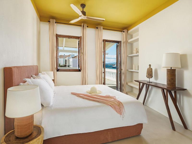 Teresa Spetses image