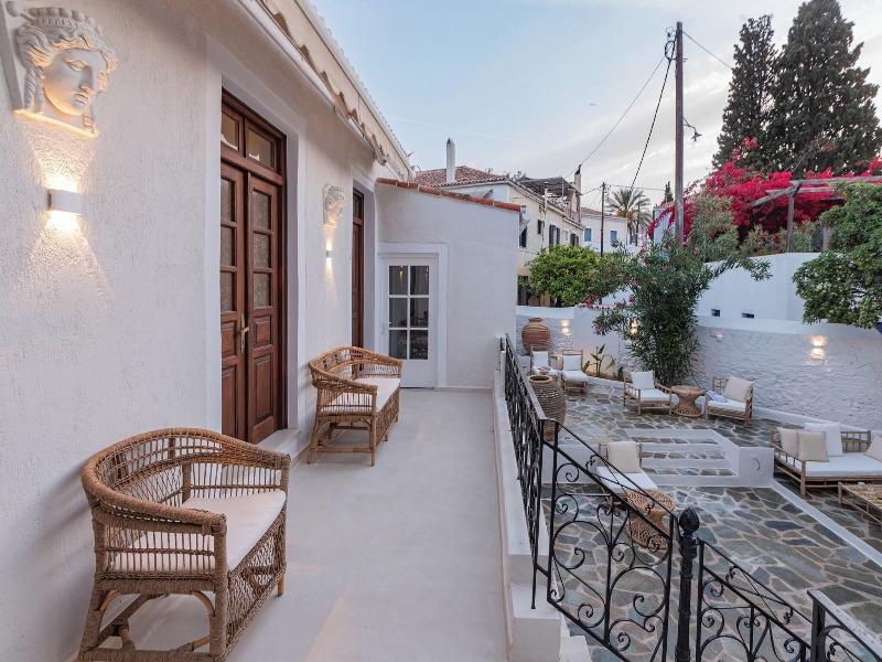 Teresa Spetses image